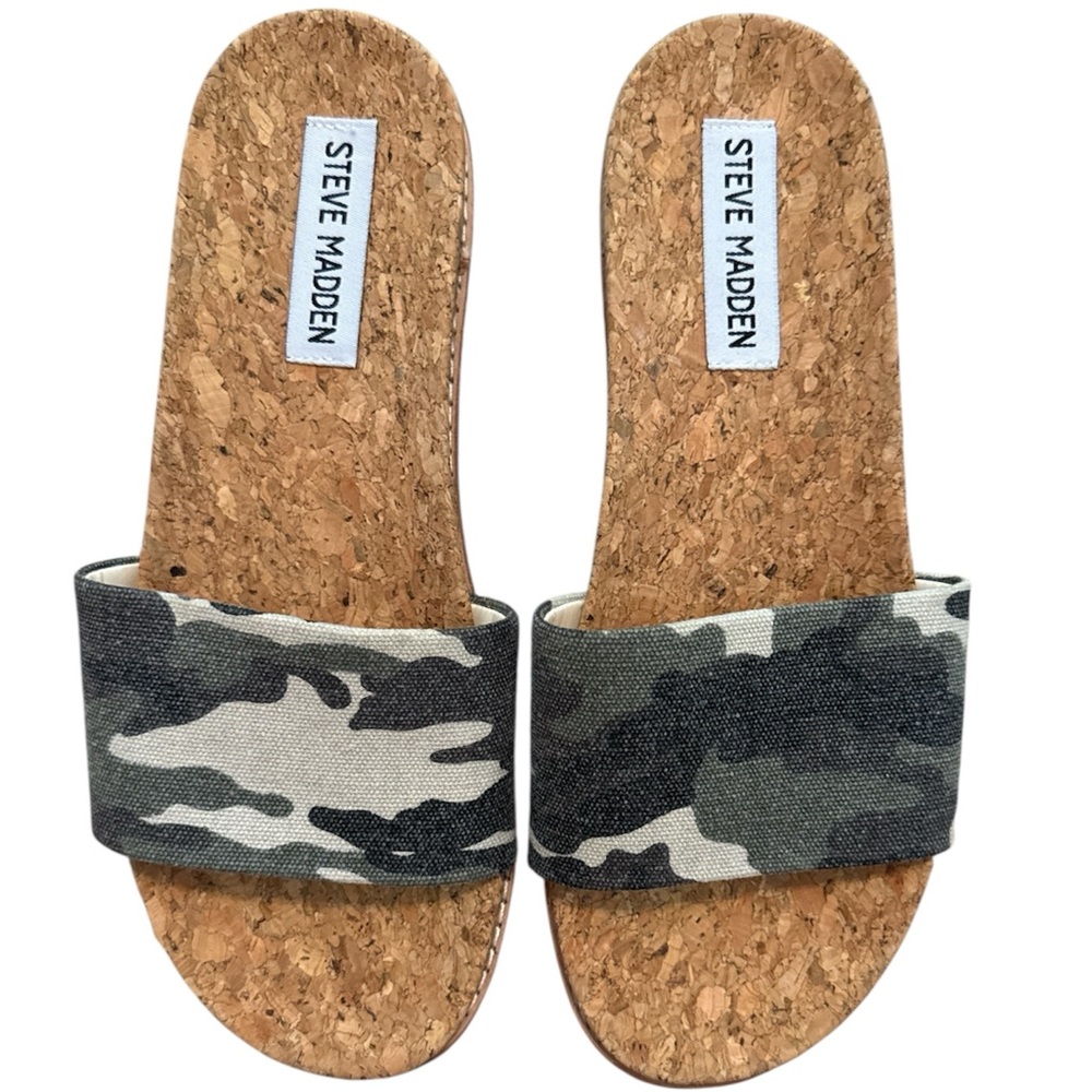 Steve Madden camouflage sandals size 6
